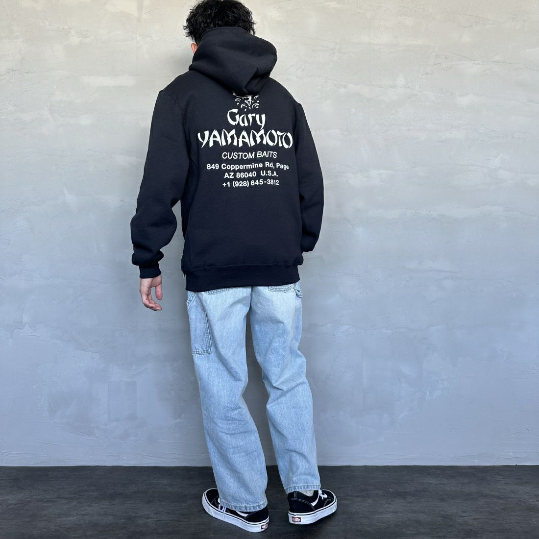 RUSSELL ATHLETIC [ラッセル アスレチック] Russell×Gary YAMAMOTO ロゴスウェットフーディ [RGY-A02] BLK &&モデル身長：168cm 着用サイズ：M&&