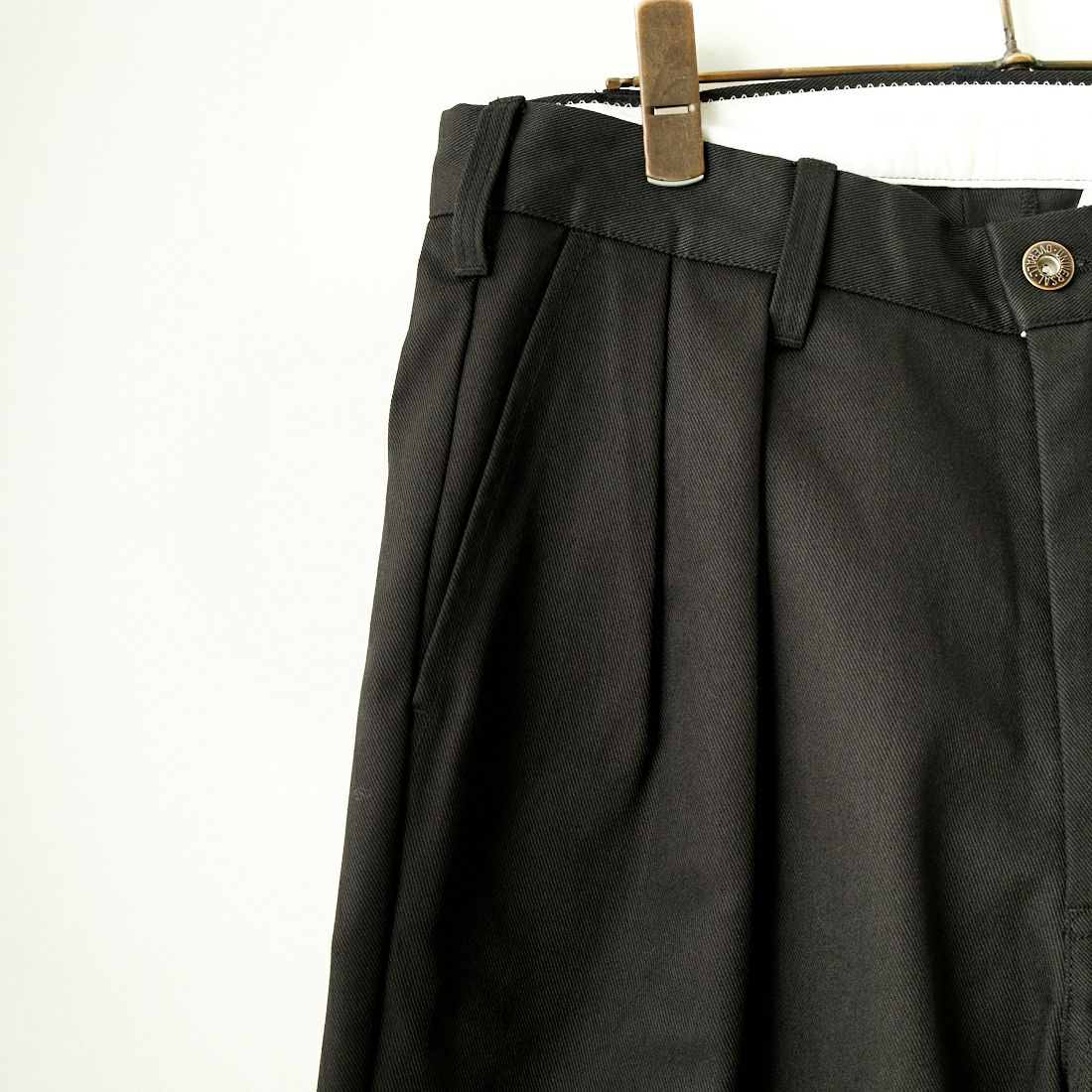 UNIVERSAL OVERALL [ユニバーサルオーバーオール] リラックス 2タックパンツ [HT-02] BLACK