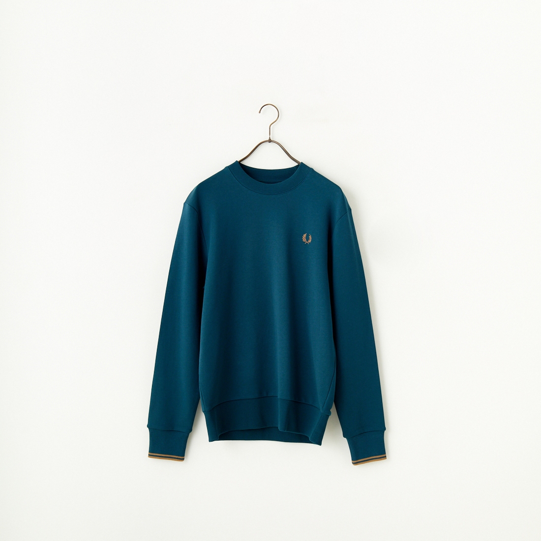 FRED PERRY [フレッドペリー] ワンポイント刺繍 クルーネック 