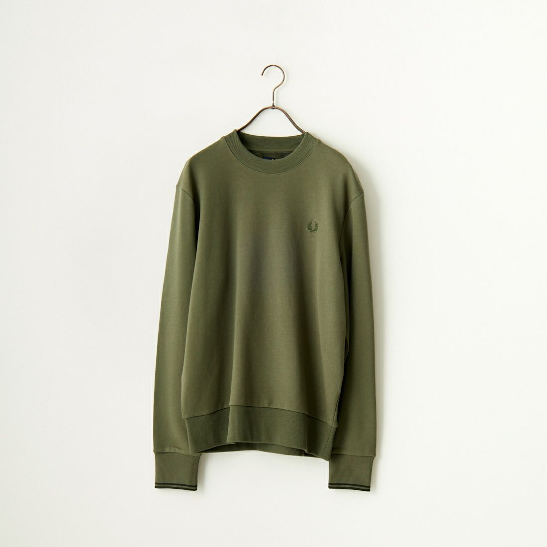 FRED PERRY [フレッドペリー] ワンポイント刺繍 クルーネックスウェット [M7535] W49 LAUREL