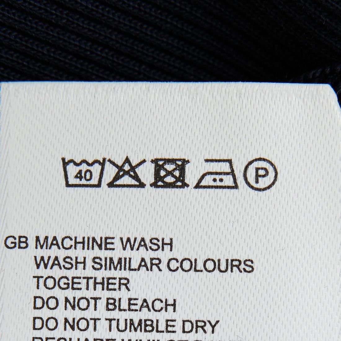 FRED PERRY [フレッドペリー] ワンポイント刺繍 クルーネック