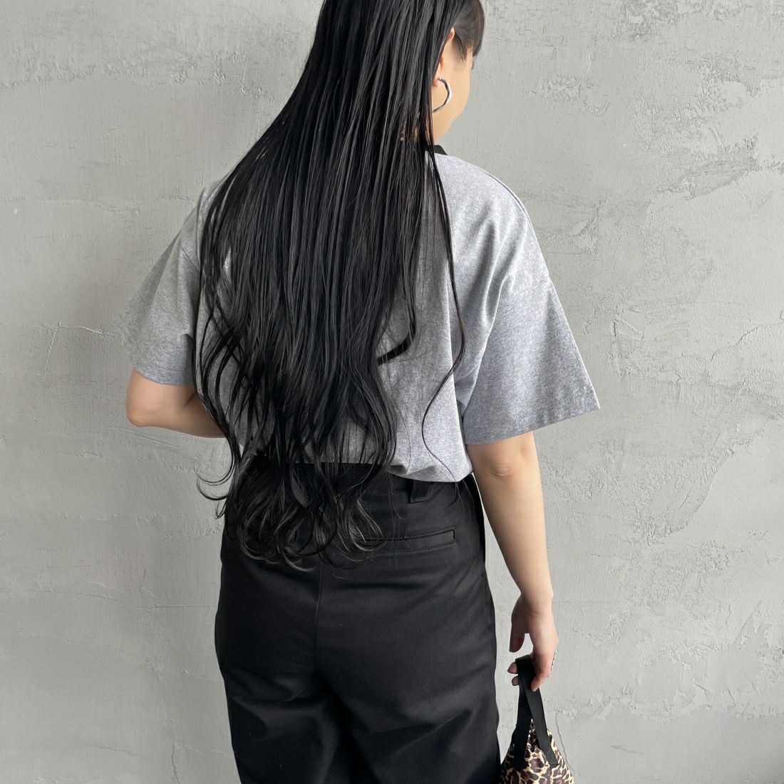 HANDTEX [ハンドテックス] 別注 スーベニアプリントTシャツ [HT6-CST-IN4-JF] GYM &&モデル身長：156cm 着用サイズ：F&&