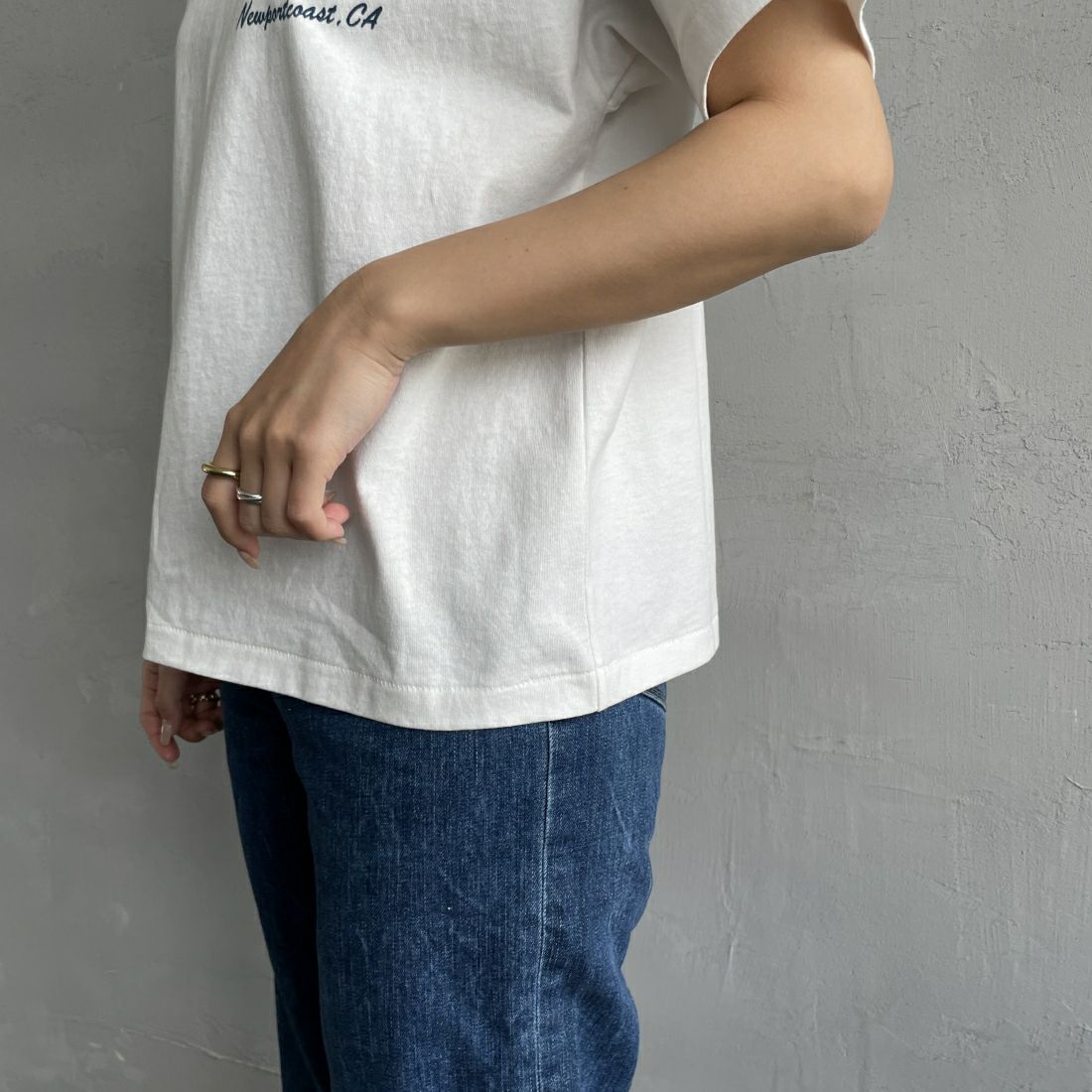 HANDTEX [ハンドテックス] 別注 スーベニアプリントTシャツ [HT6-CST-IN4-JF] RUN &&モデル身長：163cm 着用サイズ：F&&
