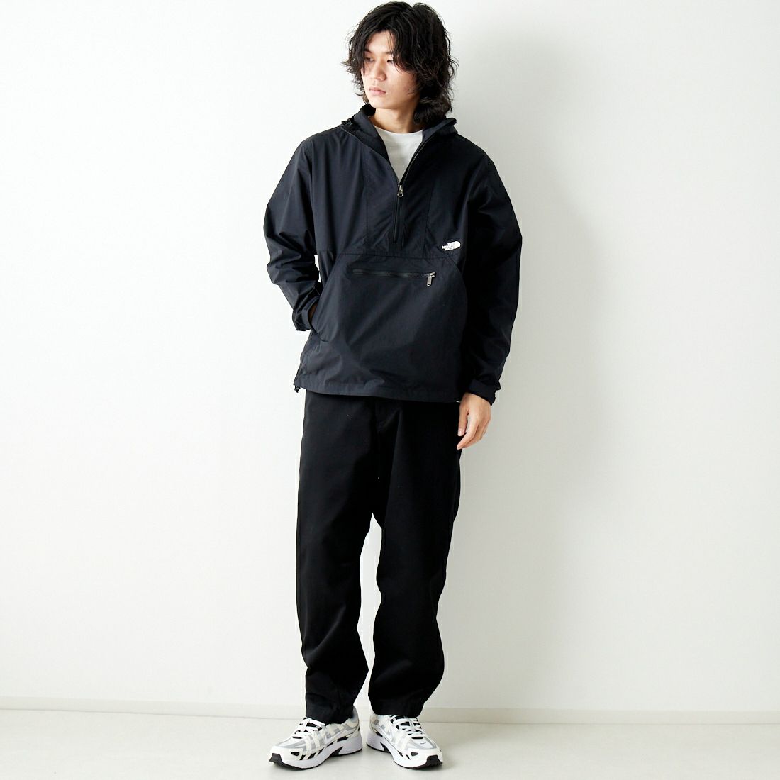 THE NORTH FACE [ザ ノースフェイス] コンパクトアノラック [NP22333] K &&モデル身長：182cm 着用サイズ L&&