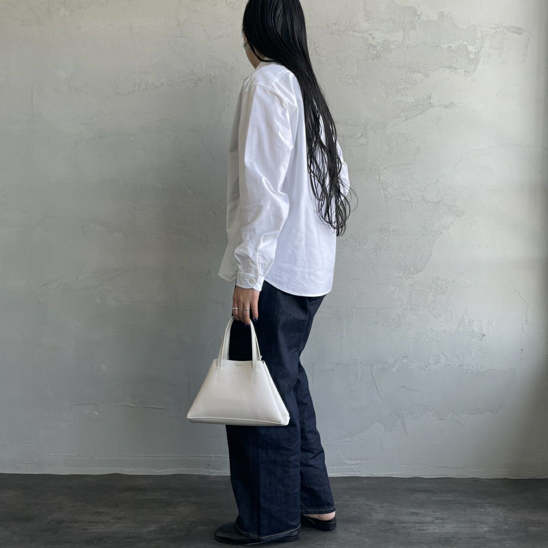 DANTON [ダントン] オックスフォード ラウンドカラーシャツ [DT-B0281SOX] WHITE &&モデル身長：156cm 着用サイズ：36&&