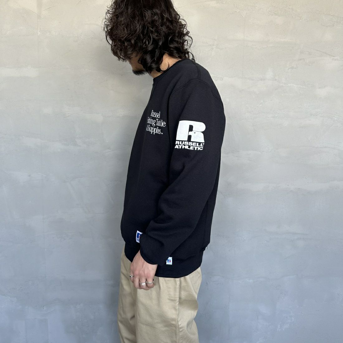 RUSSELL ATHLETIC [ラッセル アスレチック] Russell×Gary YAMAMOTO ロゴスウェット [RGY-A03] BLK &&モデル身長：173cm 着用サイズ：M&&