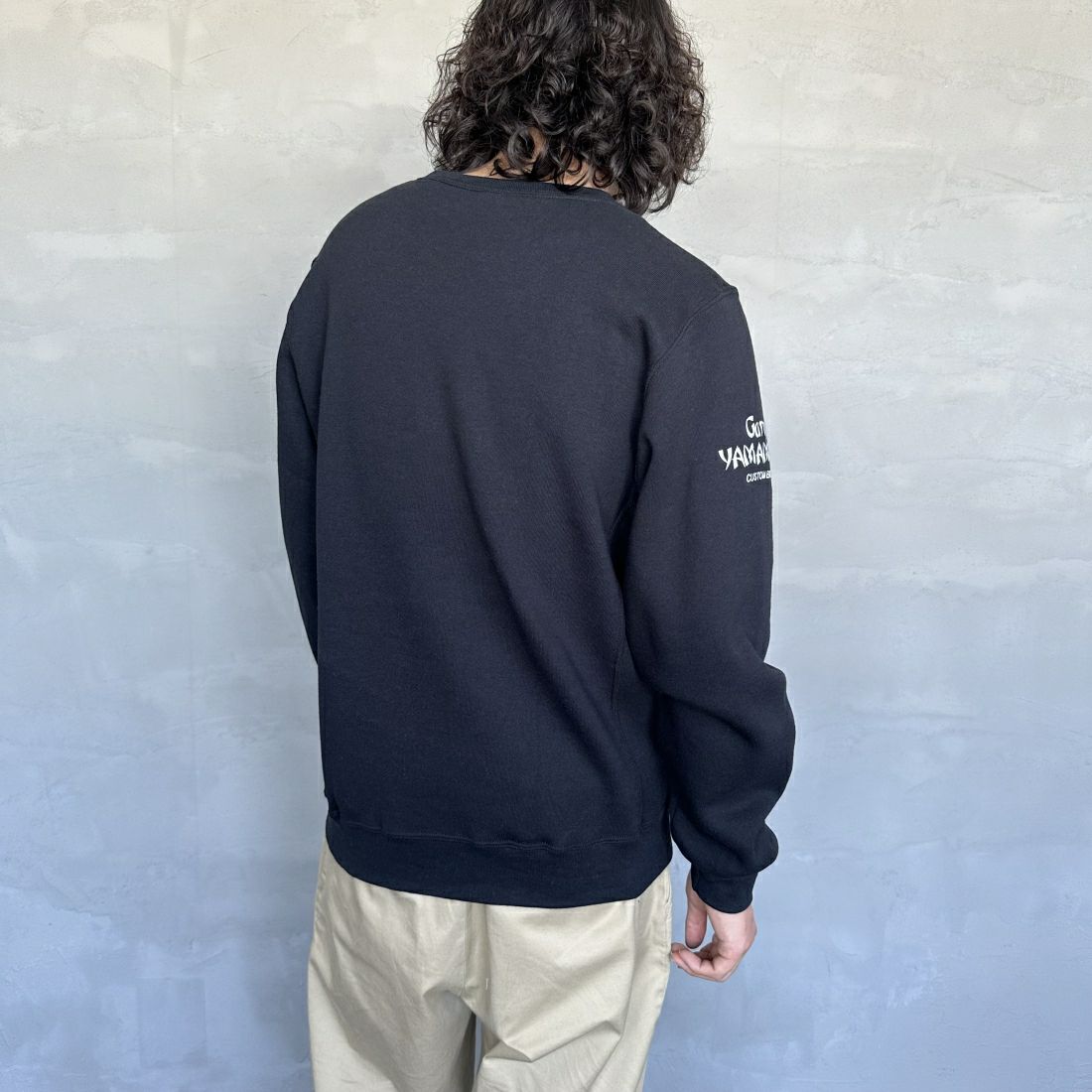 RUSSELL ATHLETIC [ラッセル アスレチック] Russell×Gary YAMAMOTO ロゴスウェット [RGY-A03] BLK &&モデル身長：173cm 着用サイズ：M&&