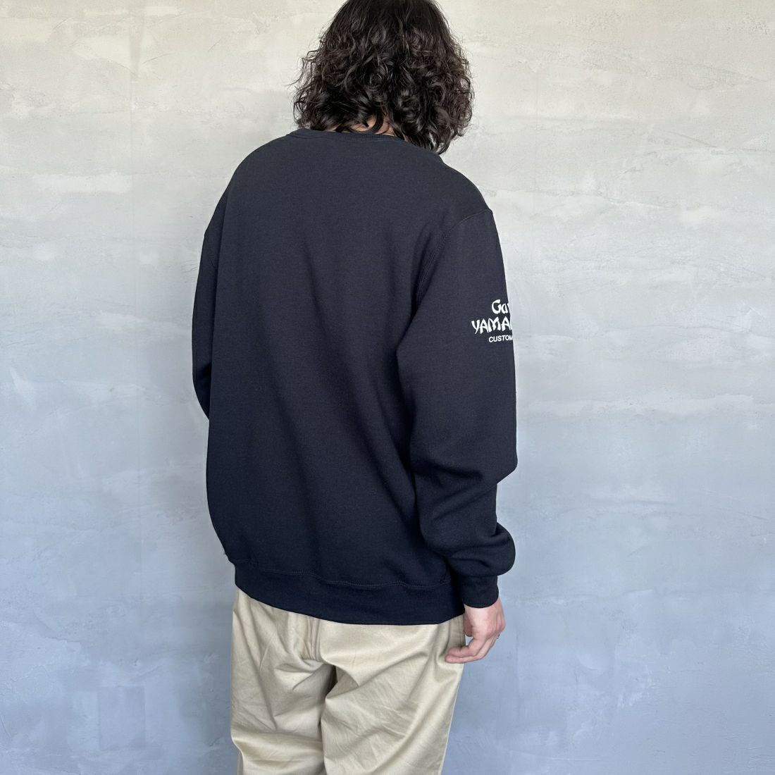 RUSSELL ATHLETIC [ラッセル アスレチック] Russell×Gary YAMAMOTO ロゴスウェット [RGY-A03] BLK &&モデル身長：173cm 着用サイズ：L&&