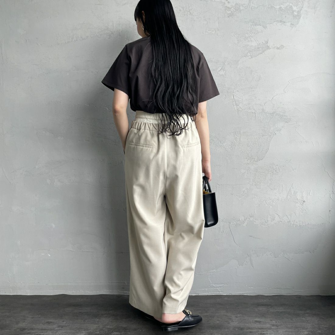 Jeans Factory Clothes [ジーンズファクトリークローズ] ダブルウエストパンツ [21241061] 033 ﾍﾞｰｼﾞｭ &&モデル身長：156cm 着用サイズ：38&&