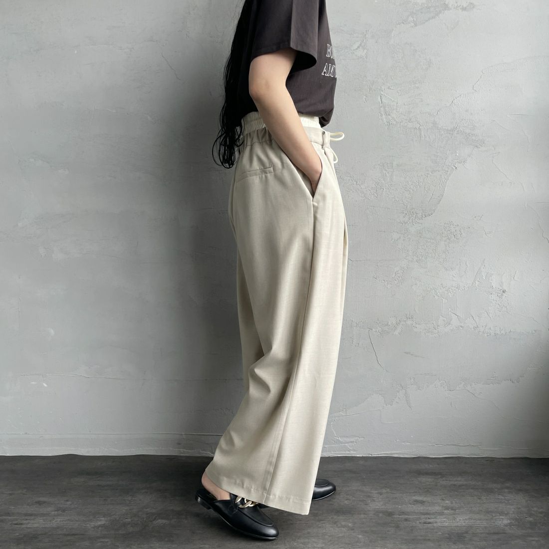 Jeans Factory Clothes [ジーンズファクトリークローズ] ダブルウエストパンツ [21241061] 033 ﾍﾞｰｼﾞｭ &&モデル身長：156cm 着用サイズ：38&&