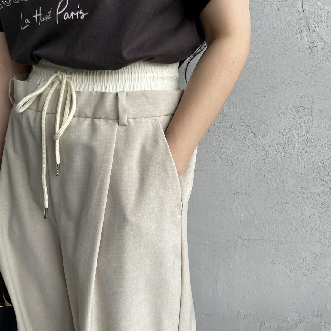 Jeans Factory Clothes [ジーンズファクトリークローズ] ダブルウエストパンツ [21241061] 033 ﾍﾞｰｼﾞｭ &&モデル身長：156cm 着用サイズ：38&&