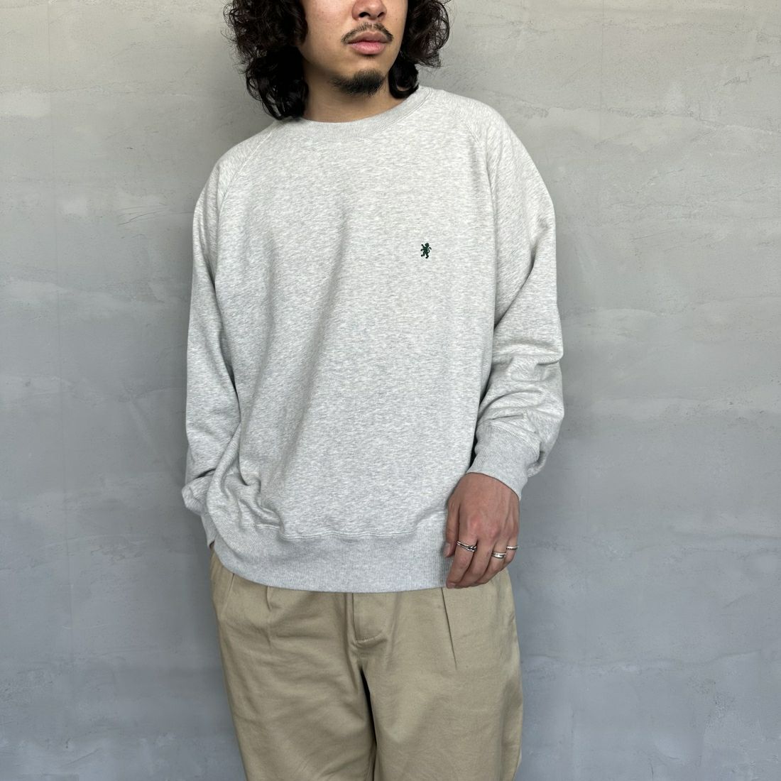 TOP GREY&&モデル身長：173cm 着用サイズ：L&&