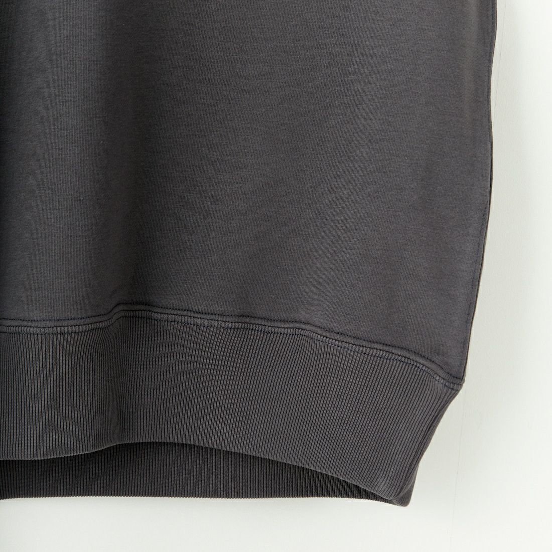 Gymphlex [ジムフレックス] スウィングスリーブ クルーネックプルオーバー [GY-C0292TCA] CHARCOAL