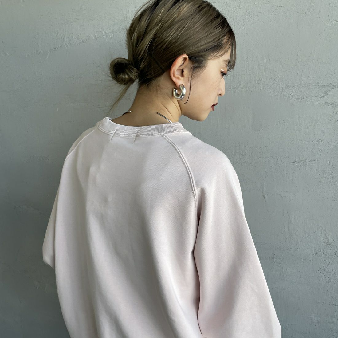 Gymphlex [ジムフレックス] スウィングスリーブ クルーネックプルオーバー [GY-C0291TCA] LT.PINK &&モデル身長：150cm 着用サイズ：12&&