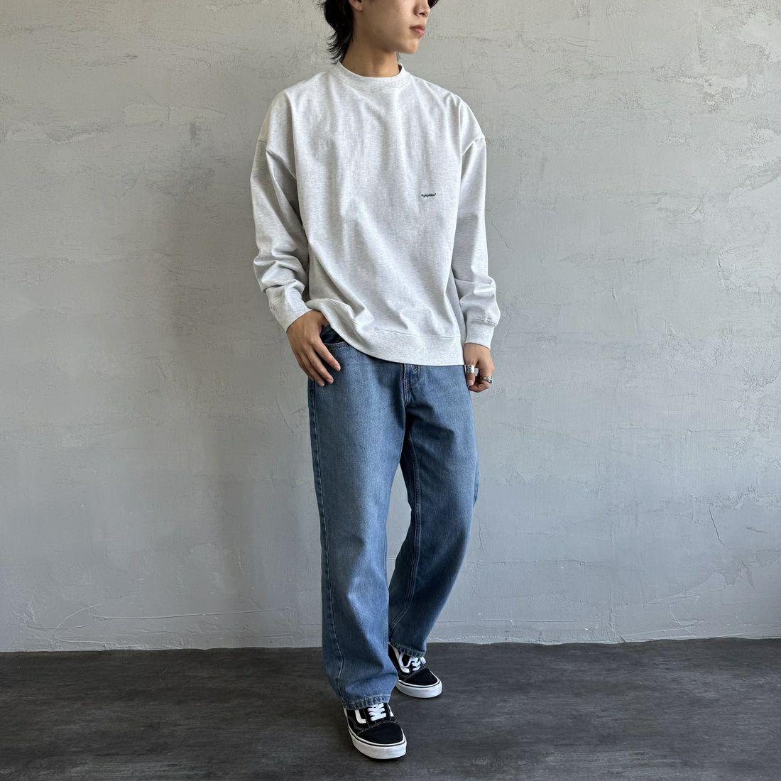 Gymphlex [ジムフレックス] ロゴ刺繍 ロングスリーブTシャツ [GY-C0102HWJ] H.LT.GREY &&モデル身長：179cm 着用サイズ：L&&