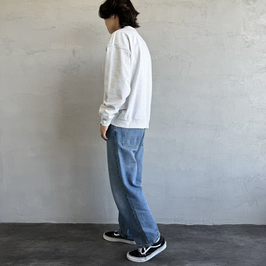 Gymphlex [ジムフレックス] ロゴ刺繍 ロングスリーブTシャツ [GY-C0102HWJ] H.LT.GREY &&モデル身長：179cm 着用サイズ：L&&