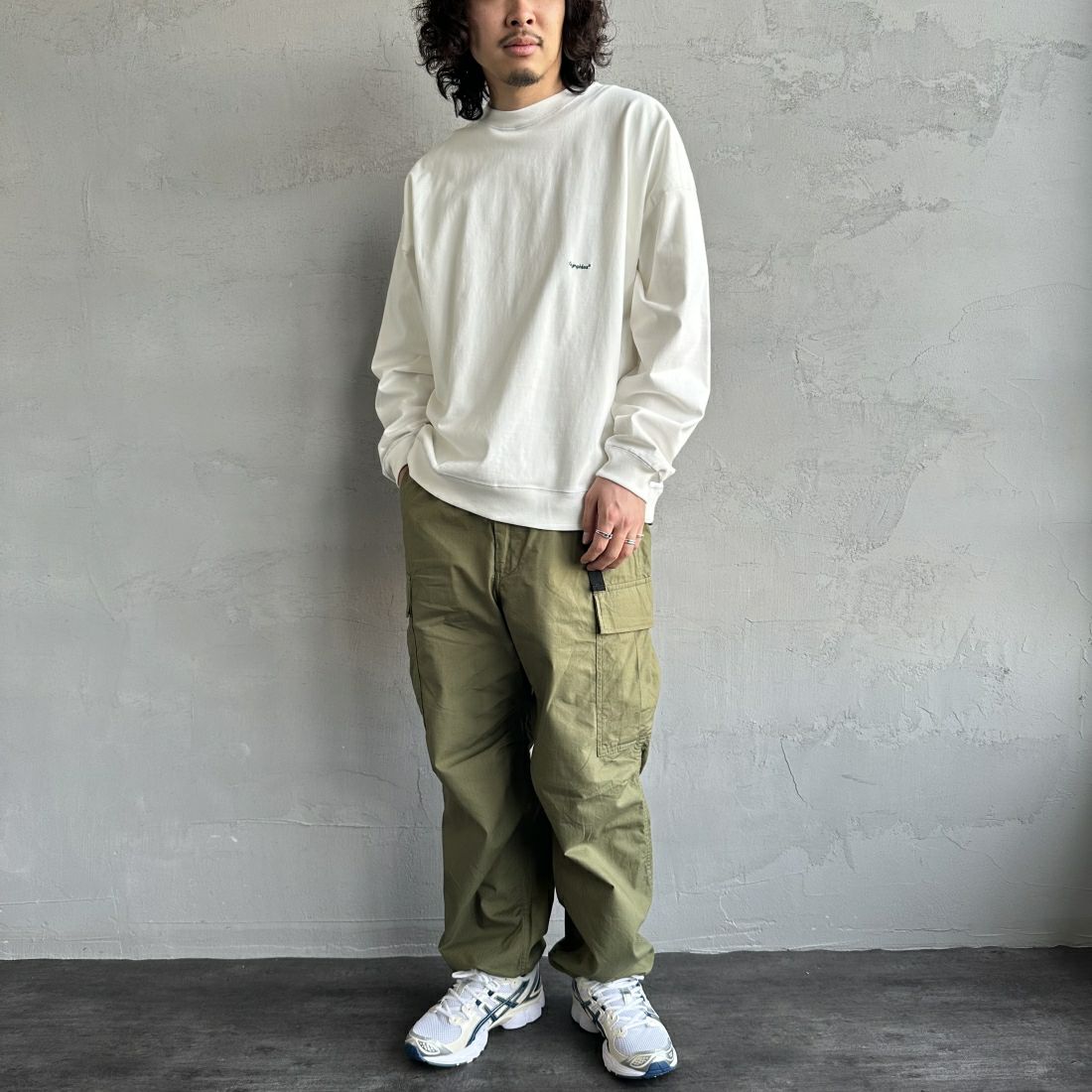 Gymphlex [ジムフレックス] ロゴ刺繍 ロングスリーブTシャツ [GY-C0102HWJ] OFF WHITE &&モデル身長：173cm 着用サイズ：L&&