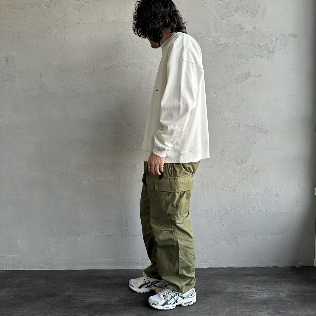 Gymphlex [ジムフレックス] ロゴ刺繍 ロングスリーブTシャツ [GY-C0102HWJ] OFF WHITE &&モデル身長：173cm 着用サイズ：L&&