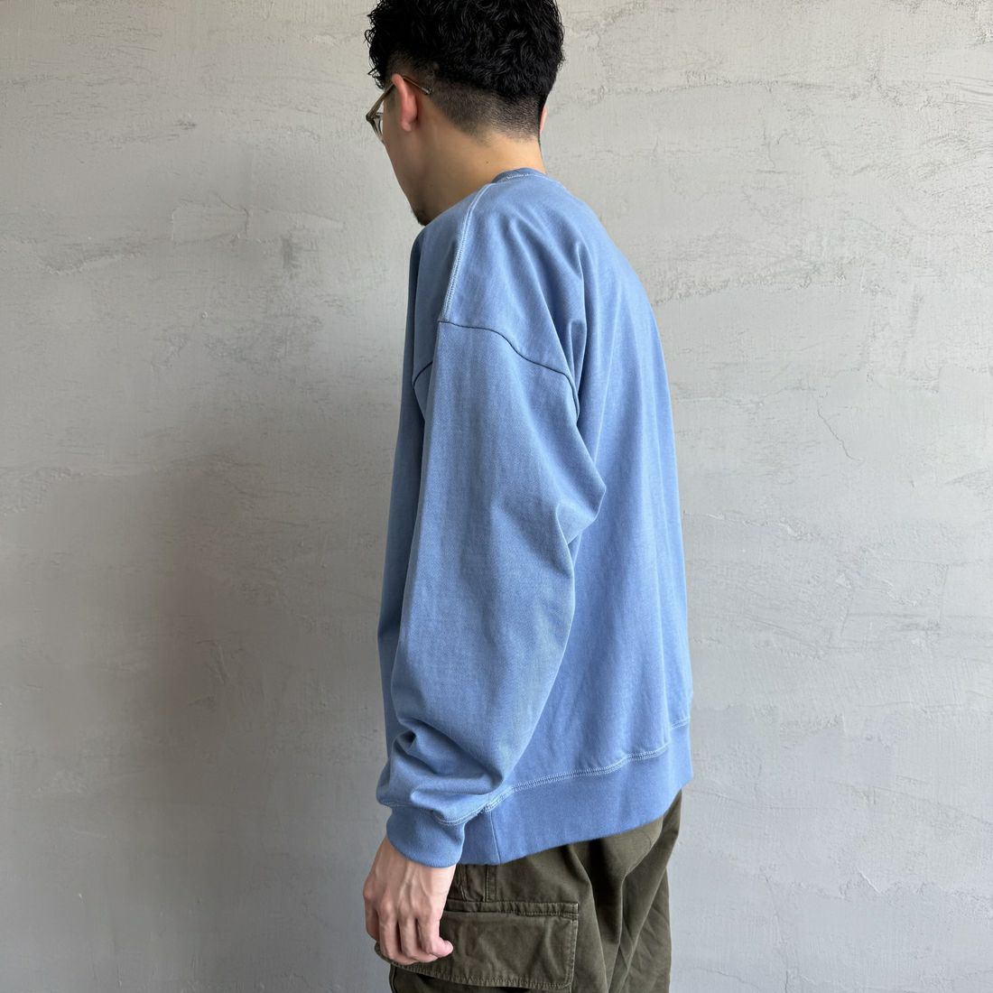 Gymphlex [ジムフレックス] ロゴ刺繍 ロングスリーブTシャツ [GY-C0102HWJ] LT.BLU GRY &&モデル身長：168cm 着用サイズ：M&&