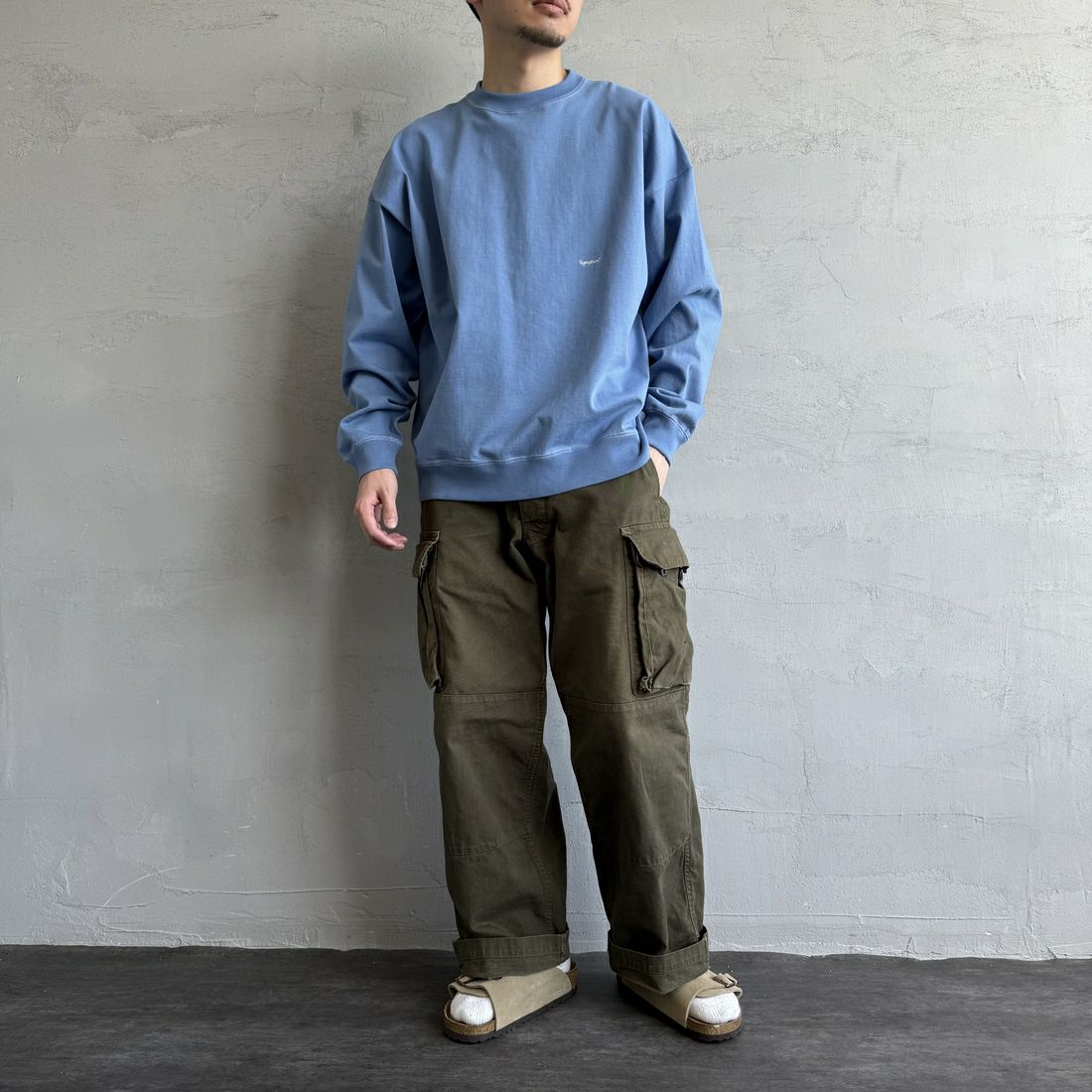 Gymphlex [ジムフレックス] ロゴ刺繍 ロングスリーブTシャツ [GY-C0102HWJ] LT.BLU GRY &&モデル身長：168cm 着用サイズ：M&&