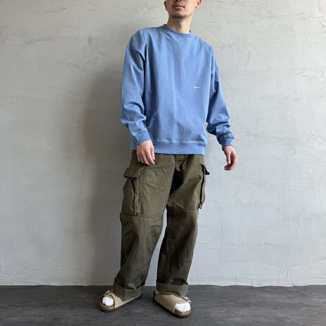 Gymphlex [ジムフレックス] ロゴ刺繍 ロングスリーブTシャツ [GY-C0102HWJ] LT.BLU GRY &&モデル身長：168cm 着用サイズ：M&&