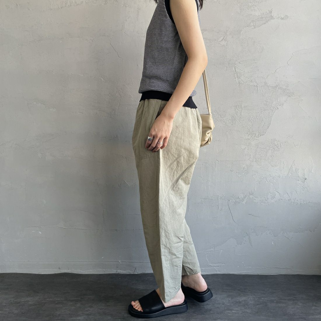 DANTON [ダントン] イージーパンツ [JD-2540WEL] OLIVE&&モデル身長：160cm 着用サイズ：36&&