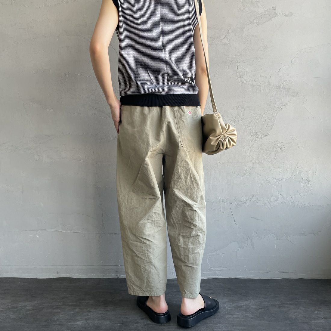 DANTON [ダントン] イージーパンツ [JD-2540WEL] OLIVE&&モデル身長：160cm 着用サイズ：36&&