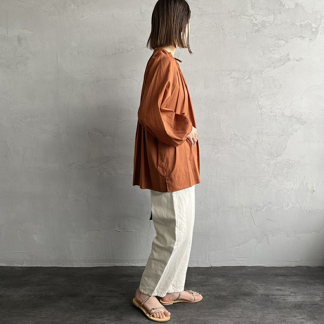 DANTON [ダントン] イージーパンツ [JD-2540KWL] ECRU &&モデル身長：163cm 着用サイズ：36&&