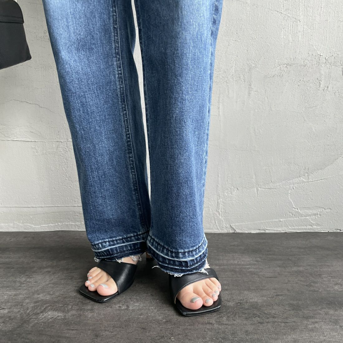 YANUK [ヤヌーク] ボーイズストレート LEA/レア [57141231] WFB&&モデル身長：163cm　着用サイズ：24&&
