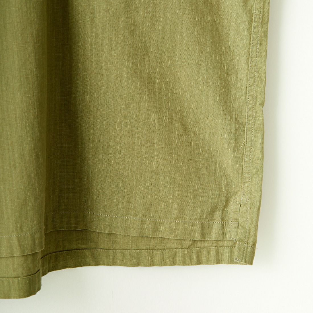 ARMY TWILL SANFORIZED [アーミーツイル サンフォライズド] コットンスラブ プルオーバーシャツ [AM-2417005] KHAKI