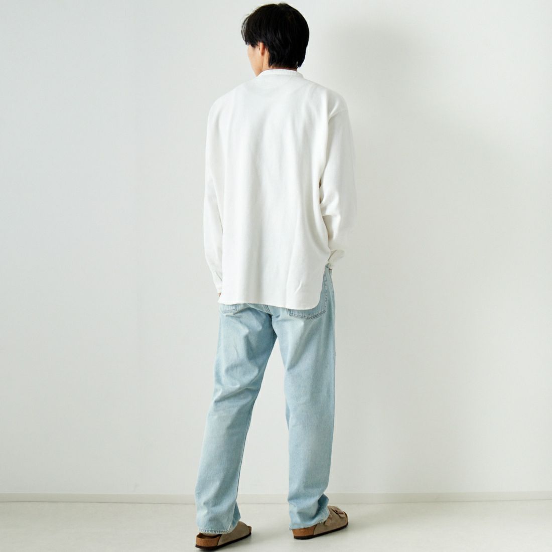 ARMY TWILL SANFORIZED [アーミーツイル サンフォライズド] モスステッチ スリーピングシャツ [AM-2413001] WHITE &&モデル身長：179cm 着用サイズ：L&&