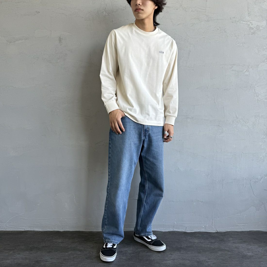 LACOSTE [ラコステ] ベーシックロングスリーブTシャツ [TH5583] XFJ ECRU &&モデル身長：179cm 着用サイズ：4&&