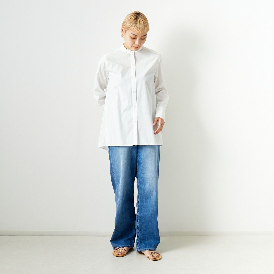 MICA&DEAL [マイカアンドディール] バックドレープリボンブラウス [0124101028] WHITE &&モデル身長：160cm 着用サイズ：F&&