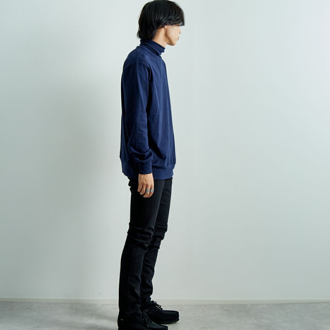 YANUK [ヤヌーク] スリムテーパード VINCENT2/ヴィンセント2 [57241012] BLK &&モデル身長：179cm 着用サイズ：29&&