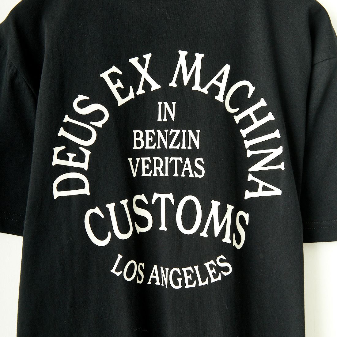 DEUS EX MACHINA [デウス エクス マキナ] CROSSROAD Tシャツ [DMS241663C] BLACK