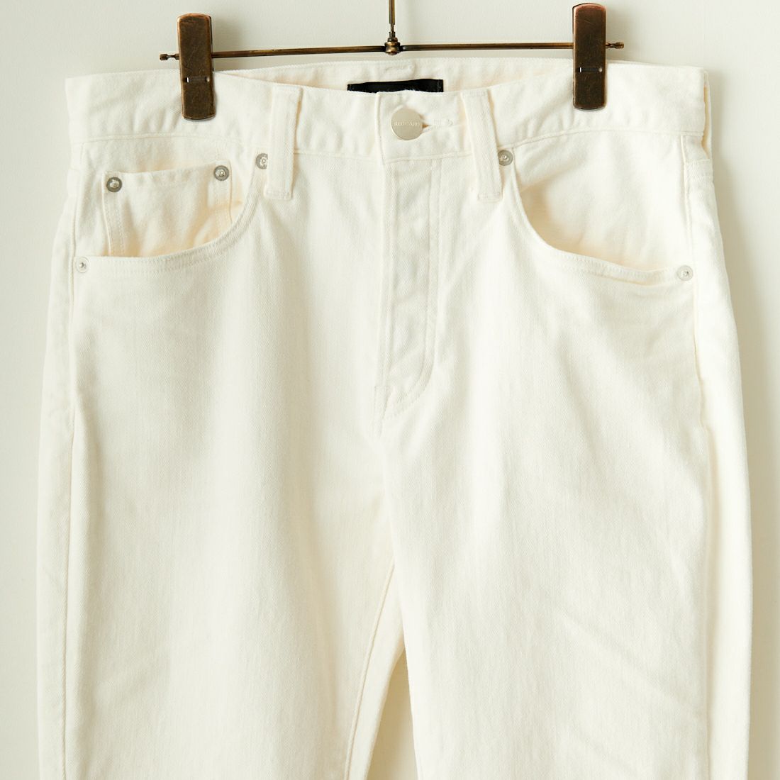 RED CARD TOKYO [レッドカード トーキョー] Rhythm スリムテーパードデニム [55786301WHT] WHITE