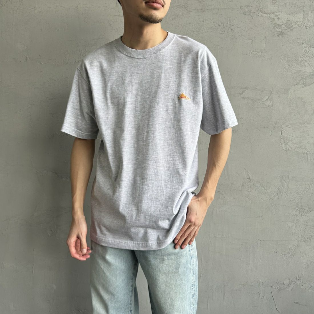 KELTY [ケルティ] 別注 バックプリントTシャツ [KE241W30IN01-JF] ｱｯｼｭ &&モデル身長：168cm 着用サイズ：M&&