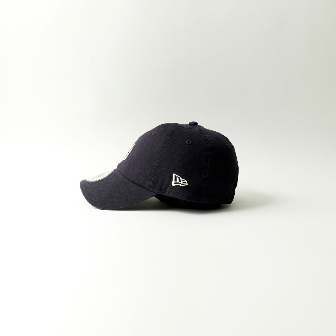 NEW ERA [ニューエラ] カジュアルクラシック ニューヨークヤンキース ミッドロゴキャップ [14109507] NVY