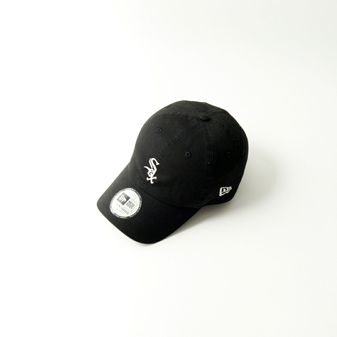 NEW ERA [ニューエラ] カジュアルクラシック シカゴホワイトソックス ミッドロゴキャップ [14109544] BLK