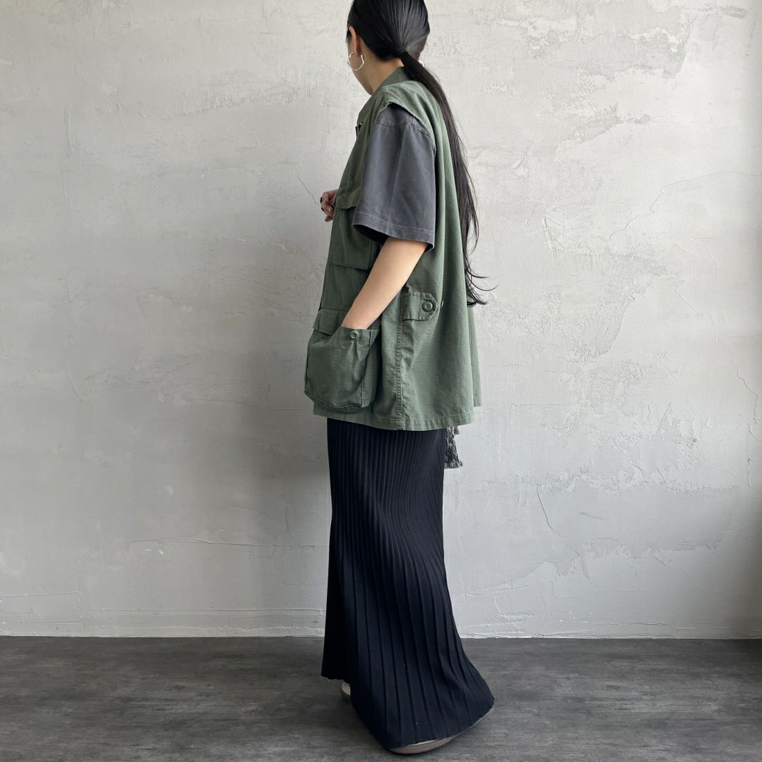 ROTHCO [ロスコ] BDUノースリーブシャツジャケット [BDSH-NOSLEEVE] OLIVE&&モデル身長：156cm 着用サイズ：L&&