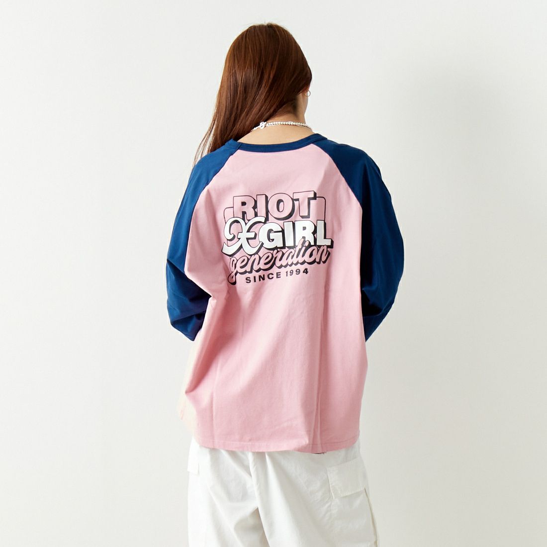 X-girl [エックスガール] ダブルロゴ ベースボールビッグTシャツ [105241011018] PINK &&モデル身長：167cm 着用サイズ：M&&