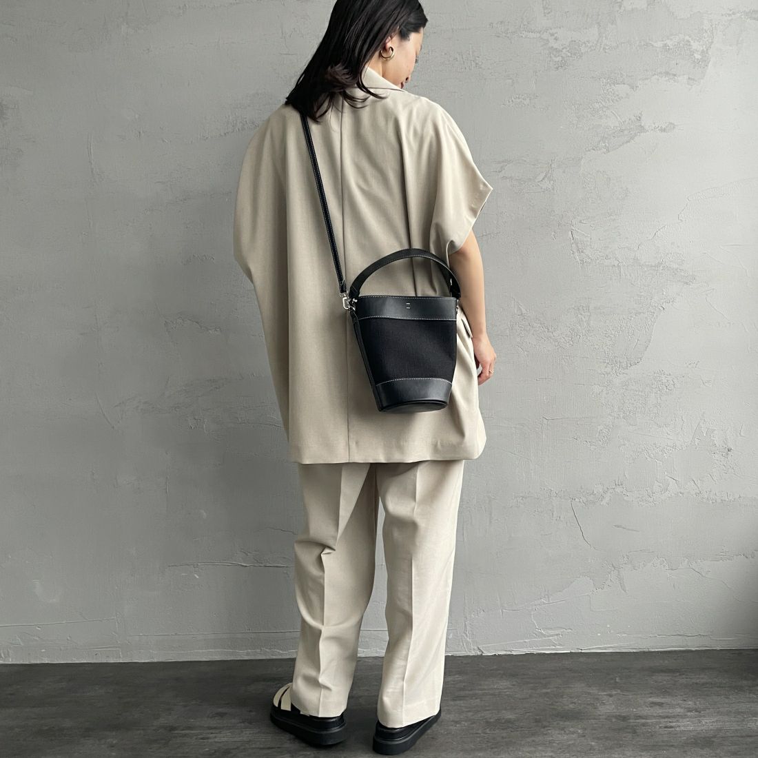 &MyuQ [アンドミューク] LUCIE ミニショルダーバッグ [MCB051] BLK/BLK