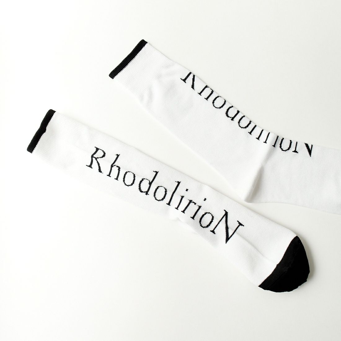 RhodolirioN [ロドリリオン] ジャガードロゴソックス [OR809] A-WHITE