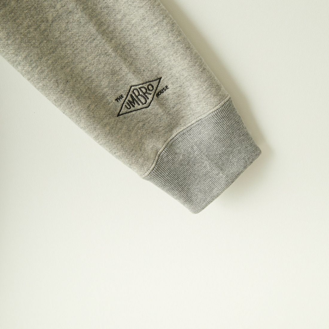 UMBRO HOUSE [アンブロハウス] オールドアーカイブ プリントスウェット [UH0101-M2002C] GREY