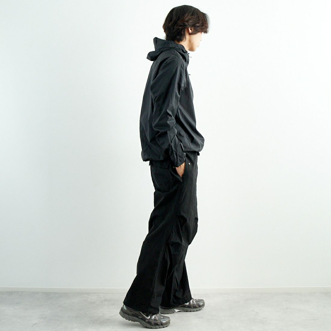 patagonia [パタゴニア] メンズ フーディニ ジャケット [24142] BLK &&モデル身長：179cm 着用サイズ：L&&