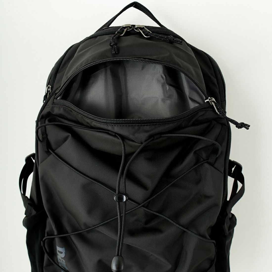patagonia [パタゴニア] レフュジオ デイパック 30L [47928] BLK
