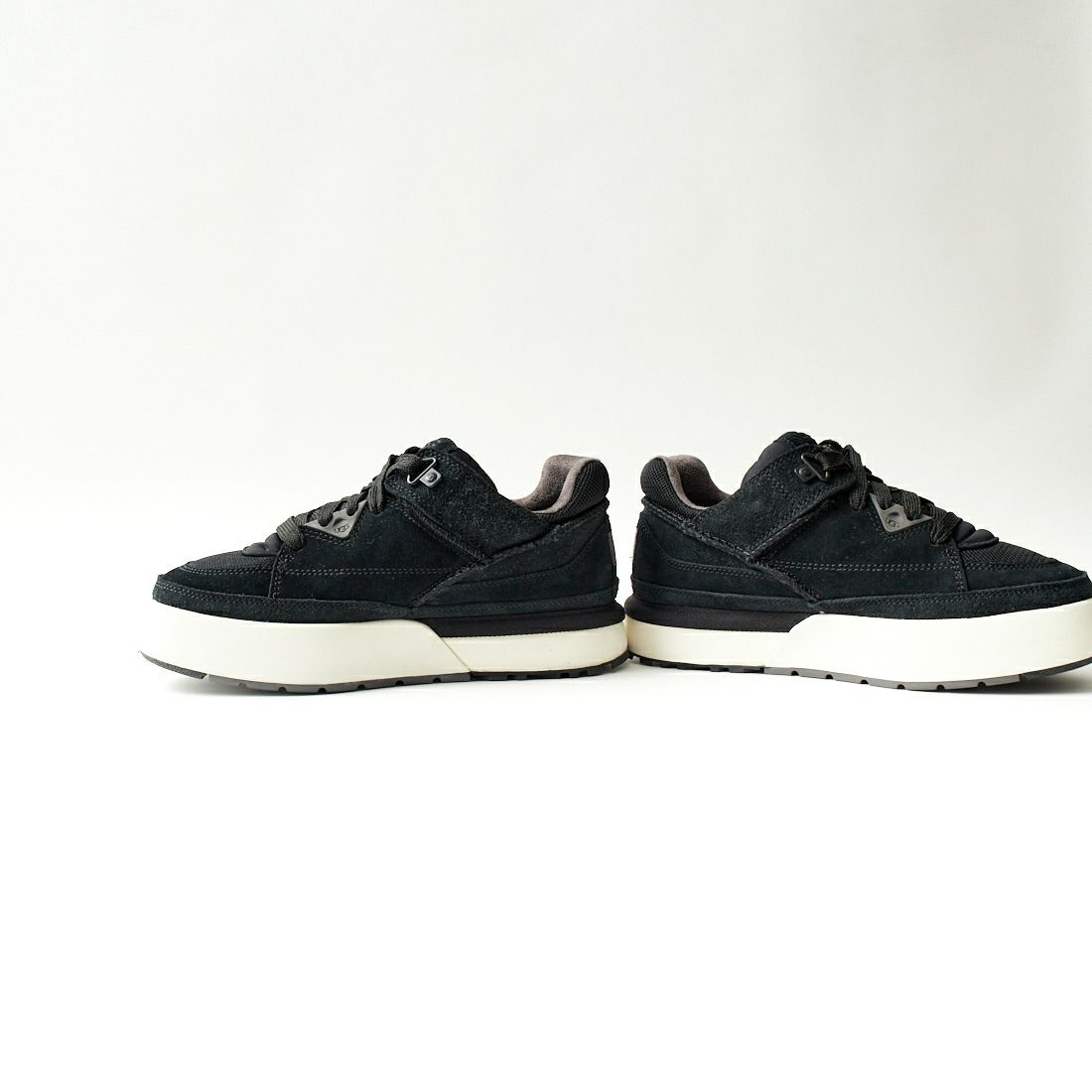 UGG [アグ] ゴールデンクッシュ [1152719] BLK