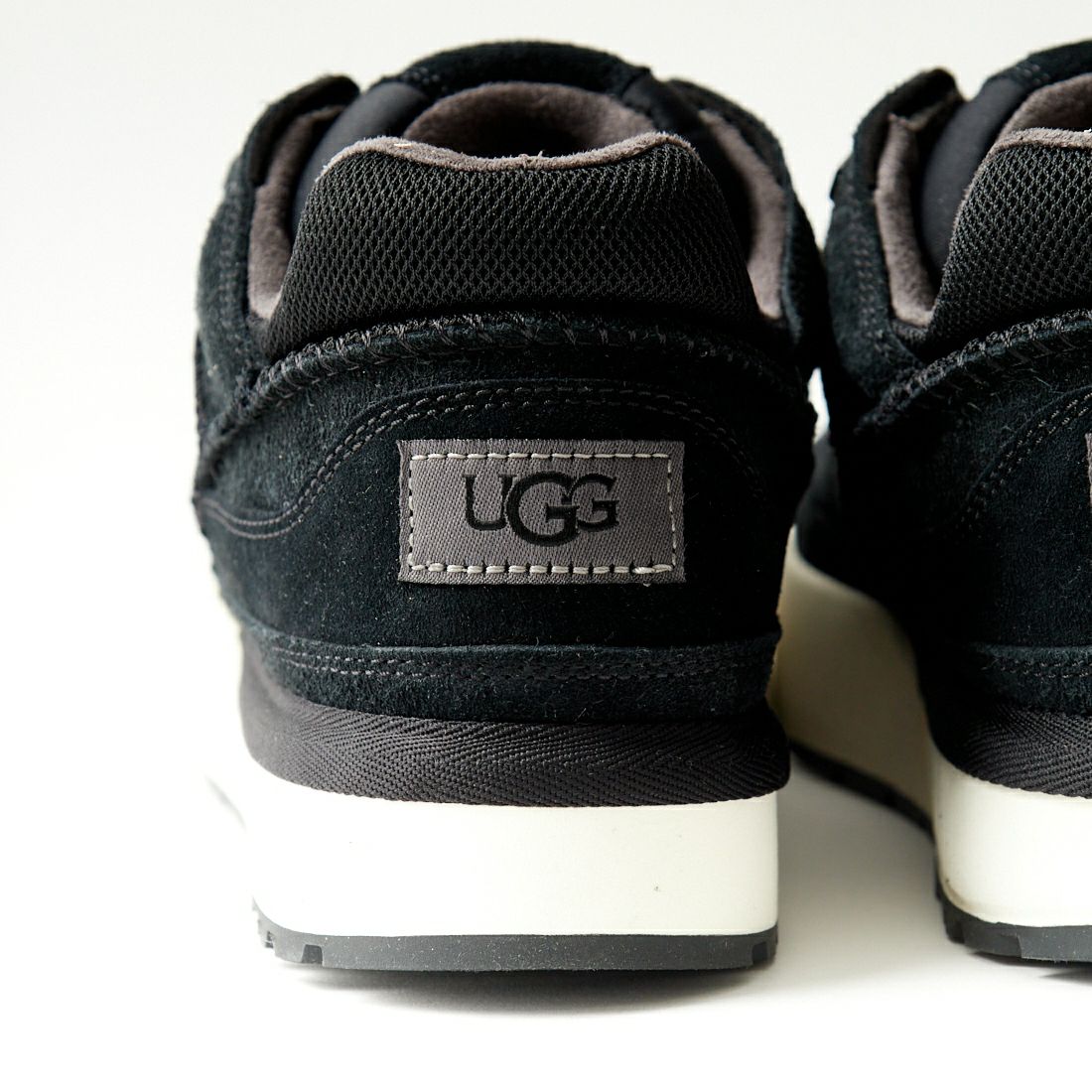 UGG [アグ] ゴールデンクッシュ [1152719] BLK