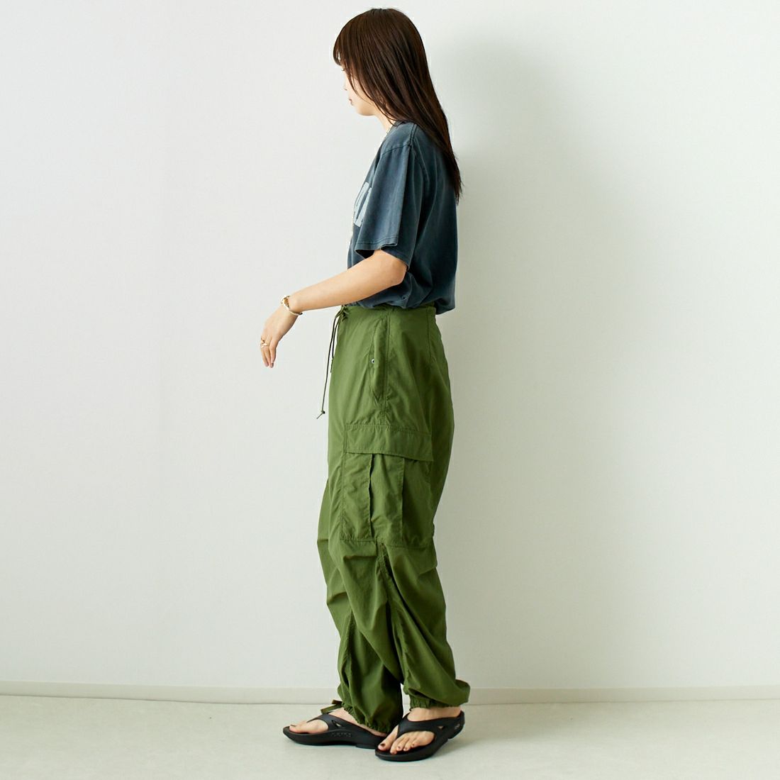 ARMY TWILL SANFORIZED [アーミーツイル サンフォライズド] ナイロンOX カーゴパンツ [AM-2415002] KHAKI &&モデル身長：167cm 着用サイズ：S&&
