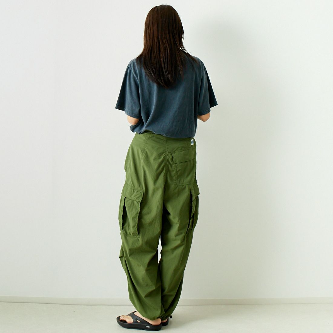 ARMY TWILL SANFORIZED [アーミーツイル サンフォライズド] ナイロンOX カーゴパンツ [AM-2415002] KHAKI &&モデル身長：167cm 着用サイズ：S&&